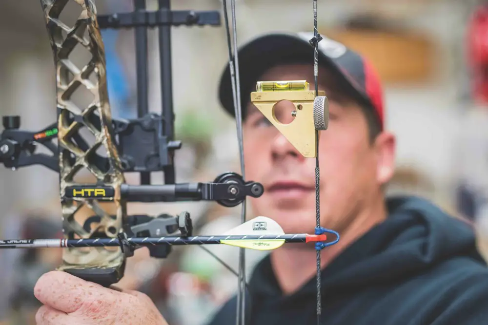 Tune a bow for perfect shooting