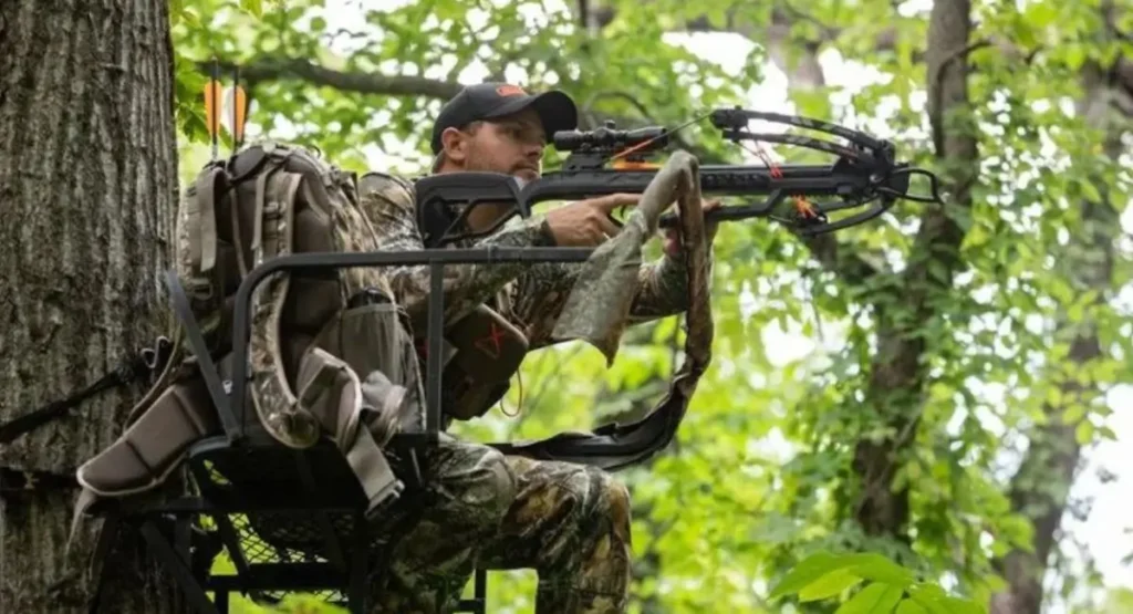 Choosing The Right Hunting Bow - Crossbow Vs Compound Bow? - crossbow