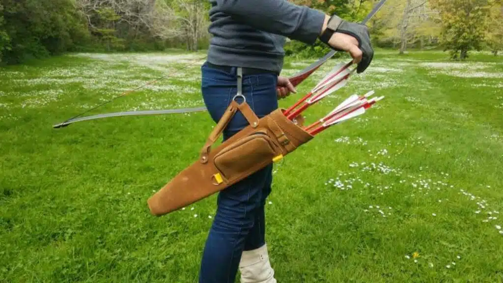 Side of Hip Quiver is traditional archery quiver type in which hunter feel convenience and accessibility during shooting