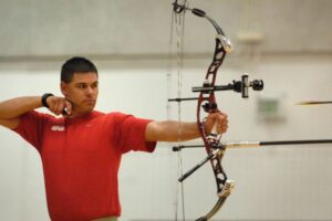 How to shoot a compound bow a ultimate guideline