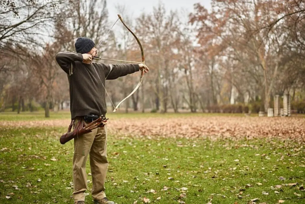 shooting a recurve bow without sight