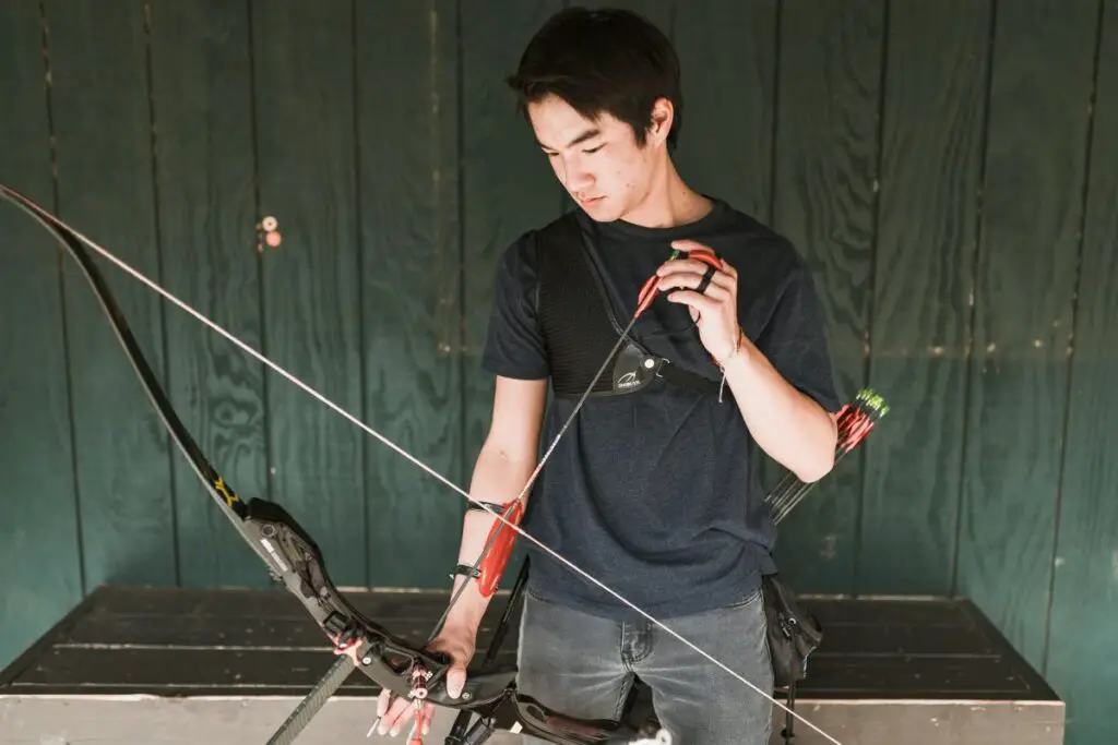 Finding a best recurve bow for beginners has become a challenge these days. First of all, there are thousands of them. Secondly, only some of the content is suitable for beginners.