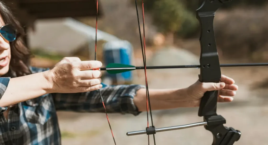 How to nock an arrow 